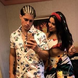 Meet your Posher, Enrique